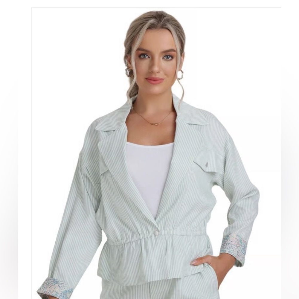 89th + Madison Green Stripe Jacket Size L NWT